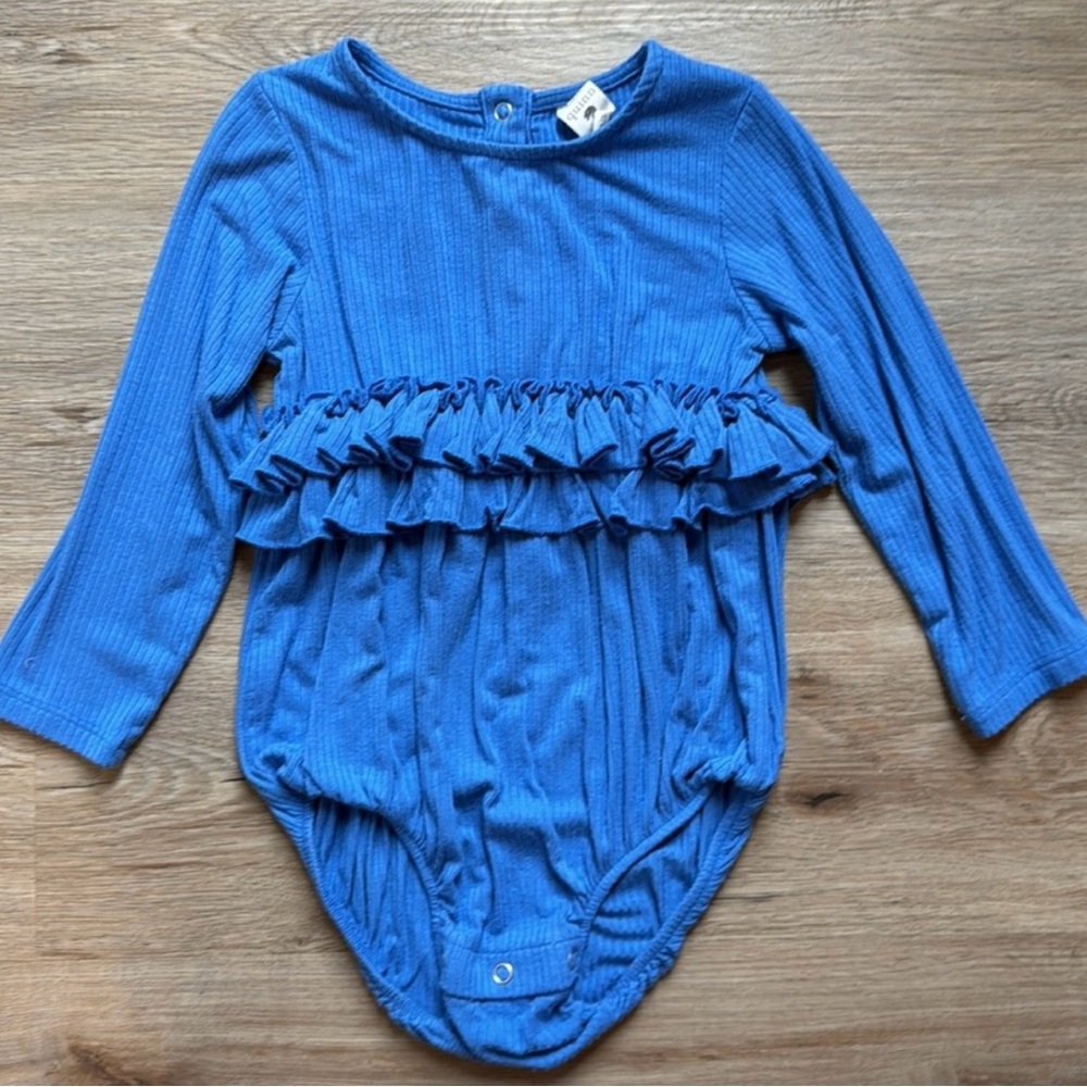 Kate Quinn Organic Ribbed Long Sleeve Ruffle Bodysuit – Blue (2T)